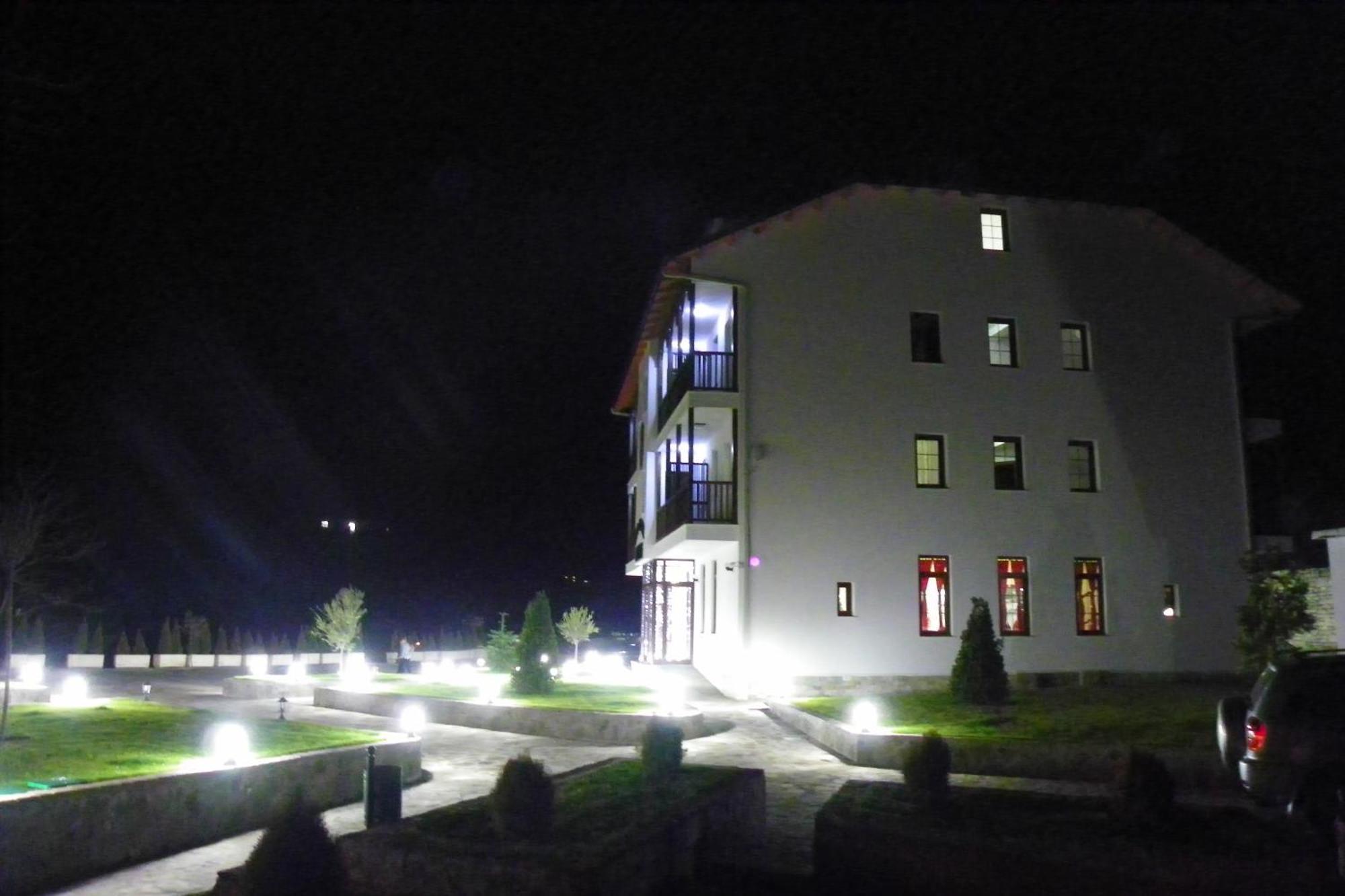Hotel Marub Rubik Εξωτερικό φωτογραφία